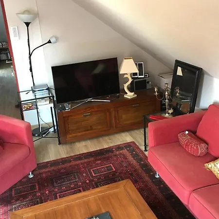 Apartment Sur Le Quai