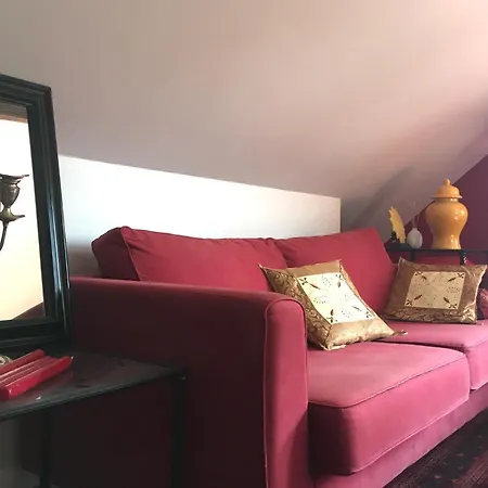 Apartment Sur Le Quai